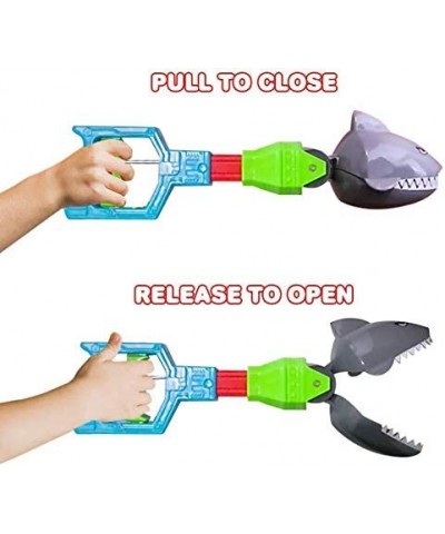 Shark Robot Hand 1 PC Cool Shark Grabber Creature Reacher Toy for Kids Durable Plastic Animal Grabber Shark Birthday Party Fa...