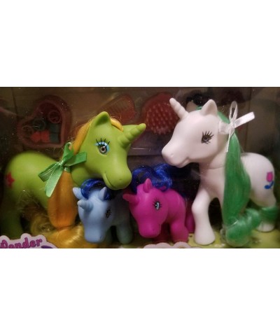 Wonder Pony Land -Little Pony Family Set of 4 Dream Collection $22.98 Play Figure Playsets