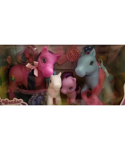 Wonder Pony Land -Little Pony Family Set of 4 Dream Collection $22.98 Play Figure Playsets